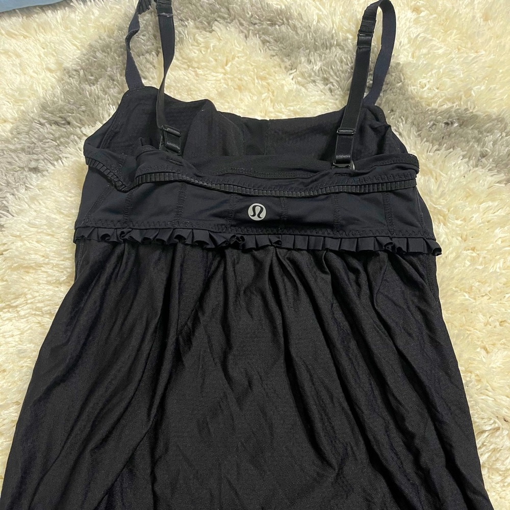 Lululemon tank top